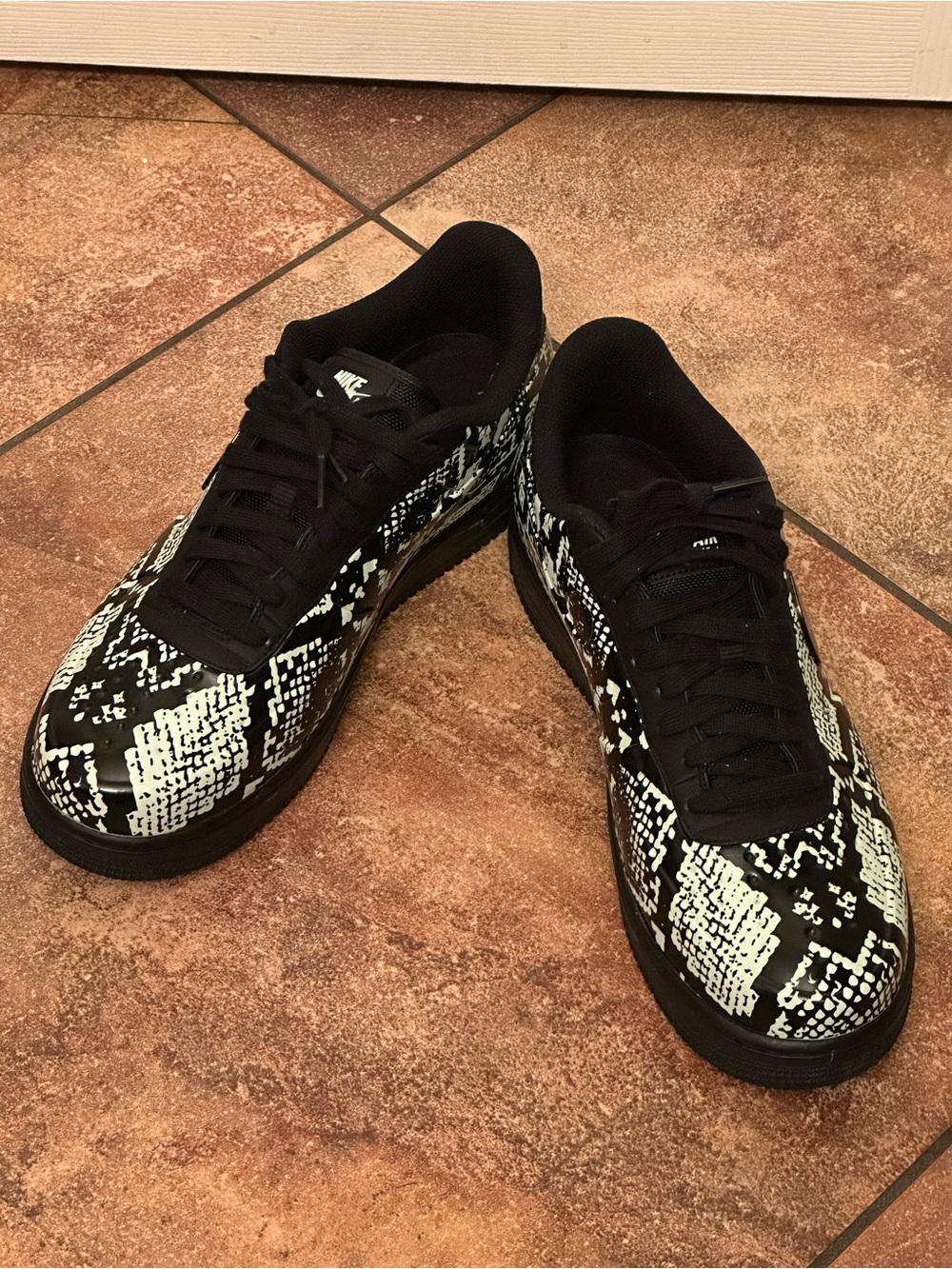 Nike Air Force 1 Foamposite Pro Cup Glow Snakeskin